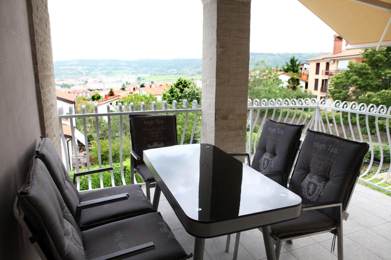 Villa Uma Izola Luaran gambar